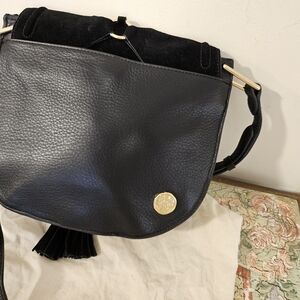 Elegant Black Leather Shoulder Bag